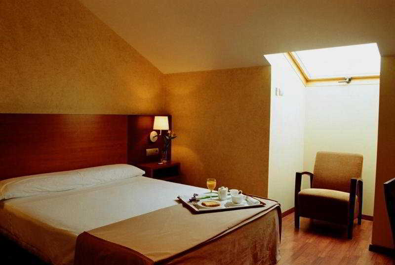 Hotel Torre de Sila Tordesillas Exterior foto